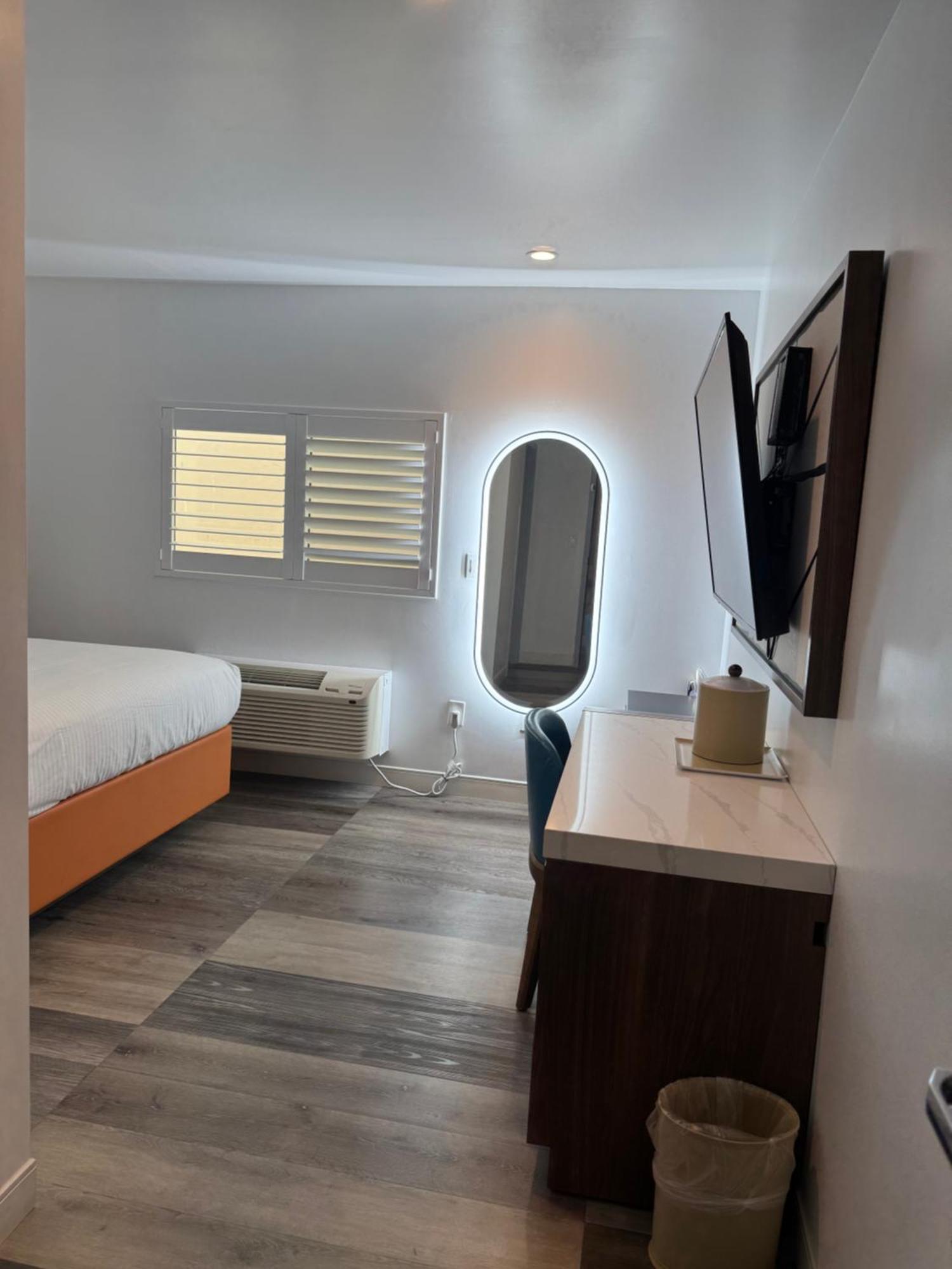 Hotel Rudra - Hollywood ลอสแอนเจลิส ภายนอก รูปภาพ